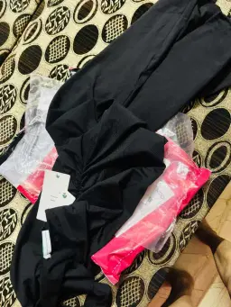 review-img