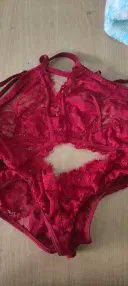 review-img