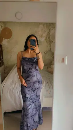 review-img