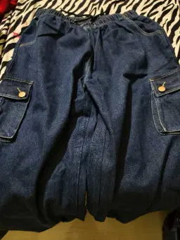 review-img