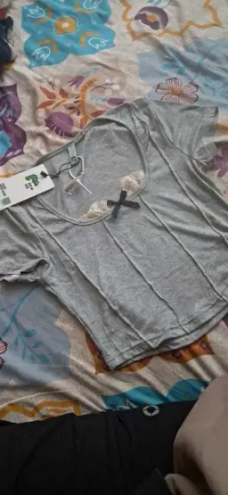 review-img