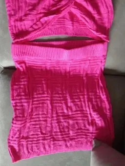 review-img