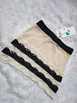 review-img