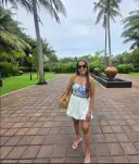 review-img