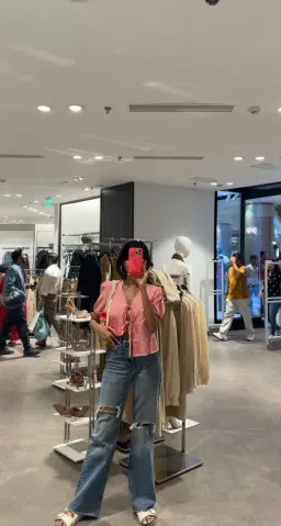 review-img