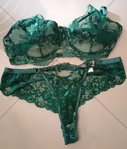 review-img