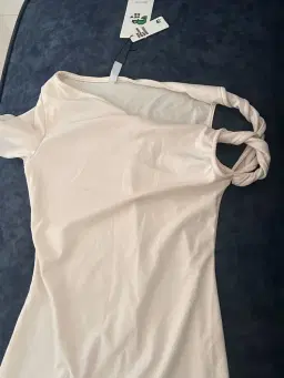 review-img