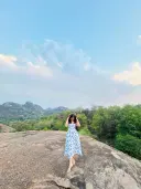 review-img