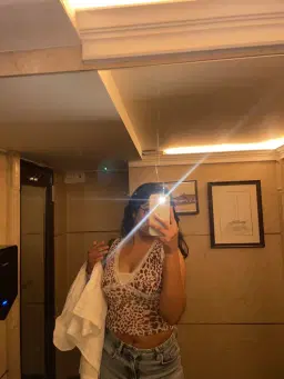review-img