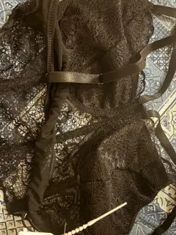 review-img