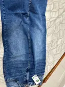 review-img