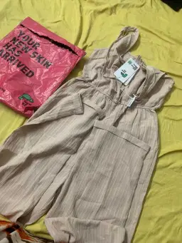 review-img