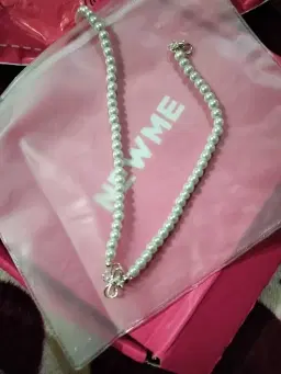 review-img