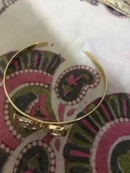 review-img