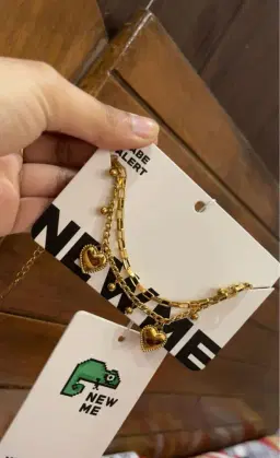 review-img