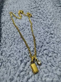 review-img