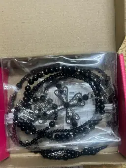 review-img