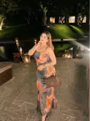 review-img