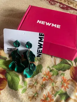 review-img