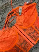 review-img