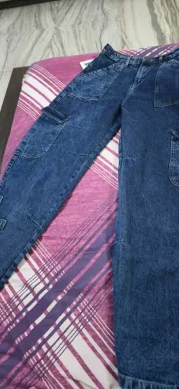 review-img
