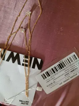 review-img
