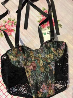 review-img