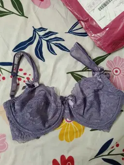 review-img