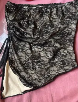 review-img