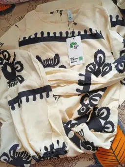 review-img