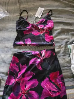 review-img