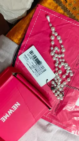 review-img