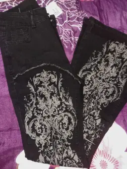 review-img