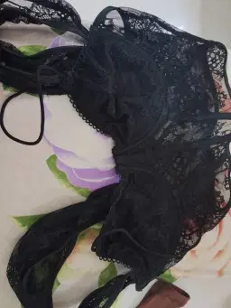 review-img