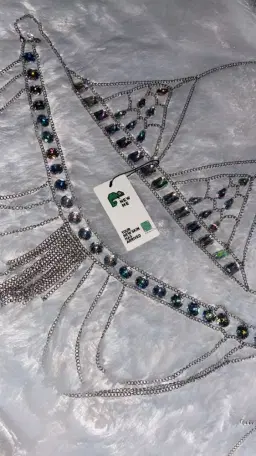 review-img