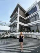 review-img