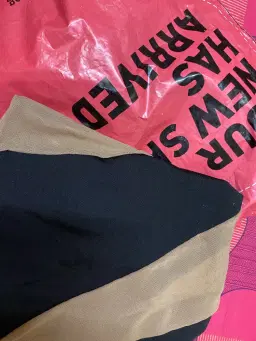 review-img