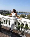 review-img
