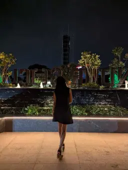 review-img