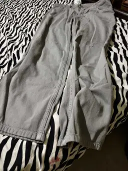 review-img